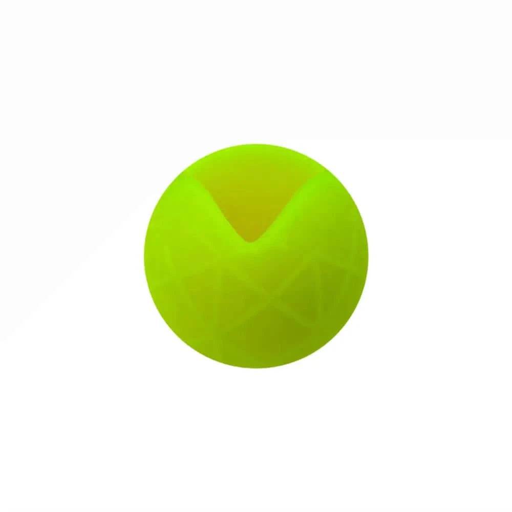 Leuchtend grüner Moby Hundeball mit Wurfschlaufe, geometrischem Muster
