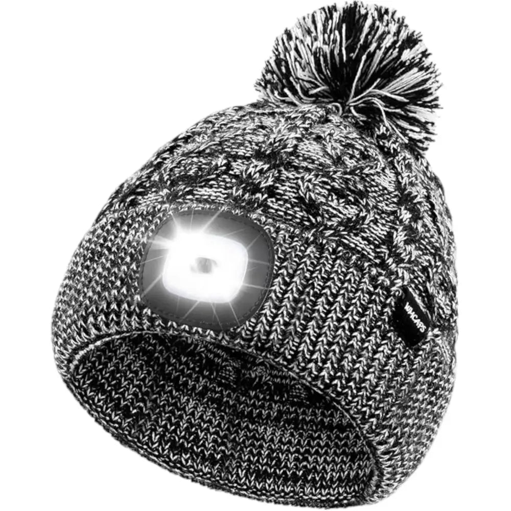 Gemütliche Mütze mit LED Beleuchtung und Bommel für coole Nächte