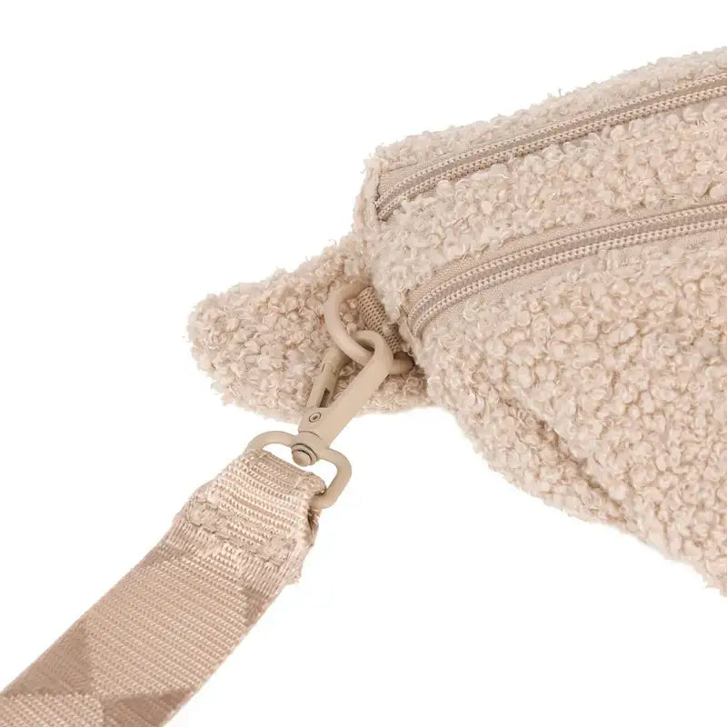 Beige sherpa fanny pack Palopa Leckerlibeutel Emma Limited Edition with adjustable strap