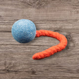 Jumping Schleuder-Filzball aus regionaler Bio-Schurwolle