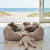 Beige plüschteddy charly paddy stone hundebett mit weichem, strukturiertem stoff und gemütlichem design für deinen hund
