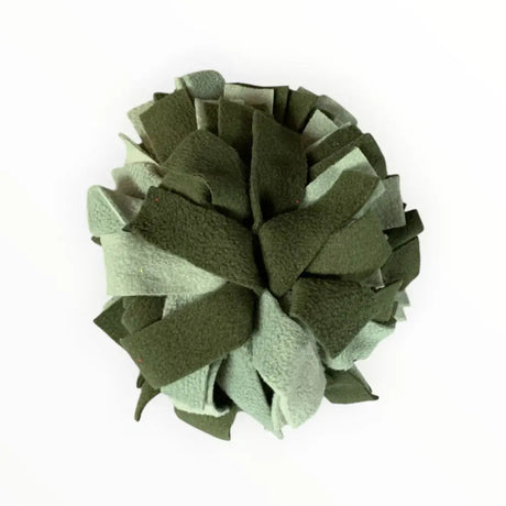 Schnüffelball Green Forest mit grünen Öko-tex Fleece und liebevoller Handarbeit
